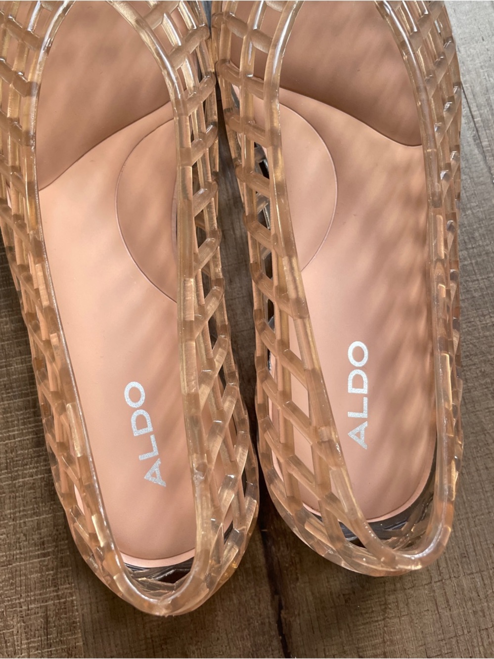 ALDO Nude/Tan Lattice Slip-On Flats - Picture 2 of 9